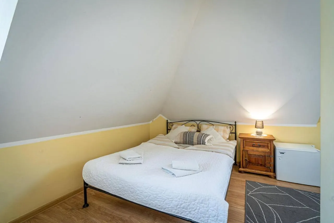 Willa Fryzowiczowka Zakopane Bed & Breakfast